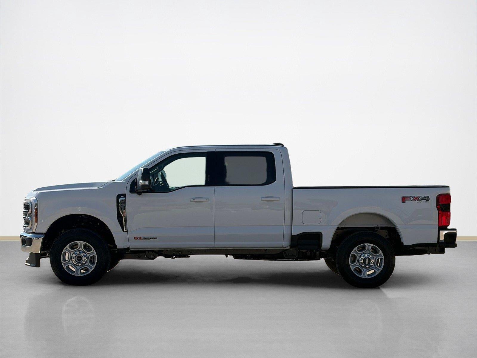 2027 Ford Super Duty F-250 SRW XLT