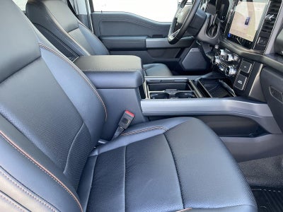 2026 Ford Super Duty F-350 SRW LARIAT