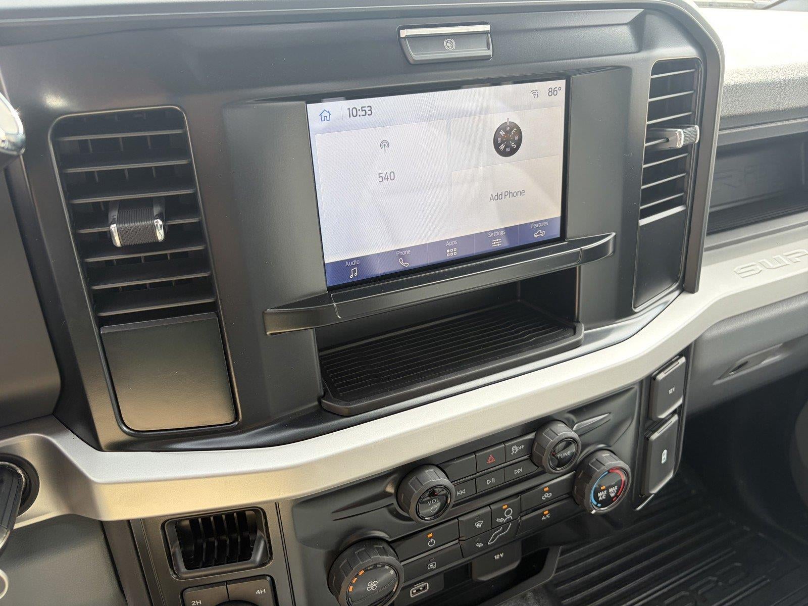 2027 Ford Super Duty F-350 SRW LARIAT