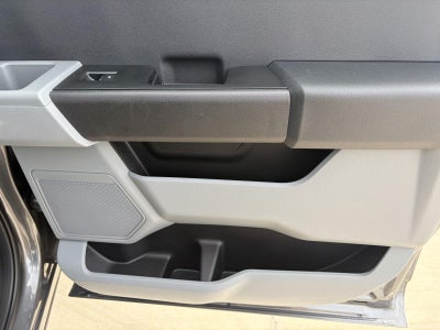 2027 Ford Super Duty F-350 SRW LARIAT