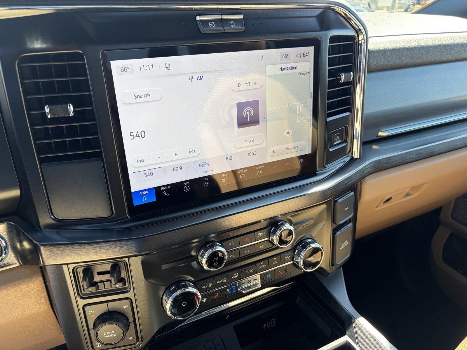 2027 Ford Super Duty F-350 SRW LARIAT