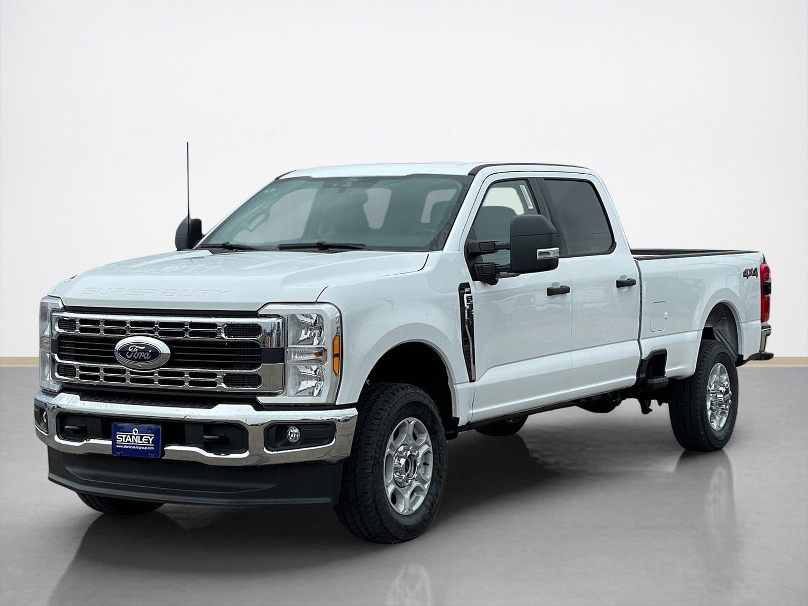2026 Ford Super Duty F-350 SRW XLT