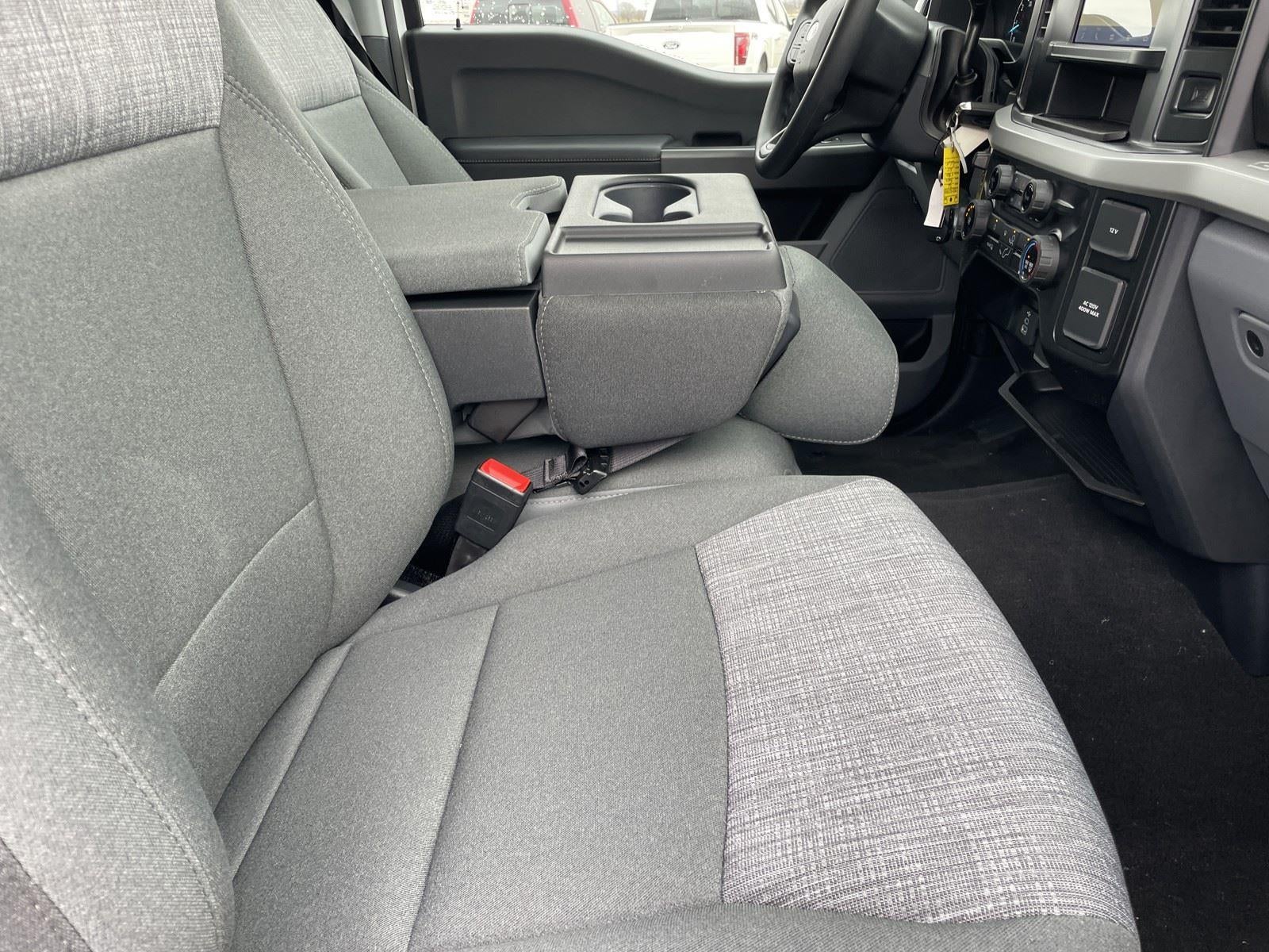 2026 Ford Super Duty F-350 SRW XLT