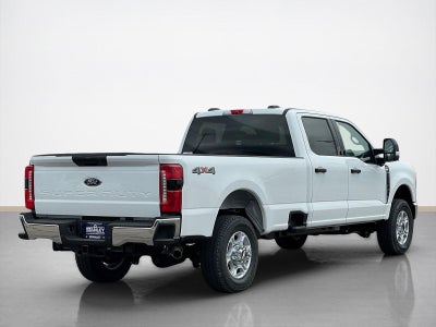 2026 Ford Super Duty F-350 SRW XLT