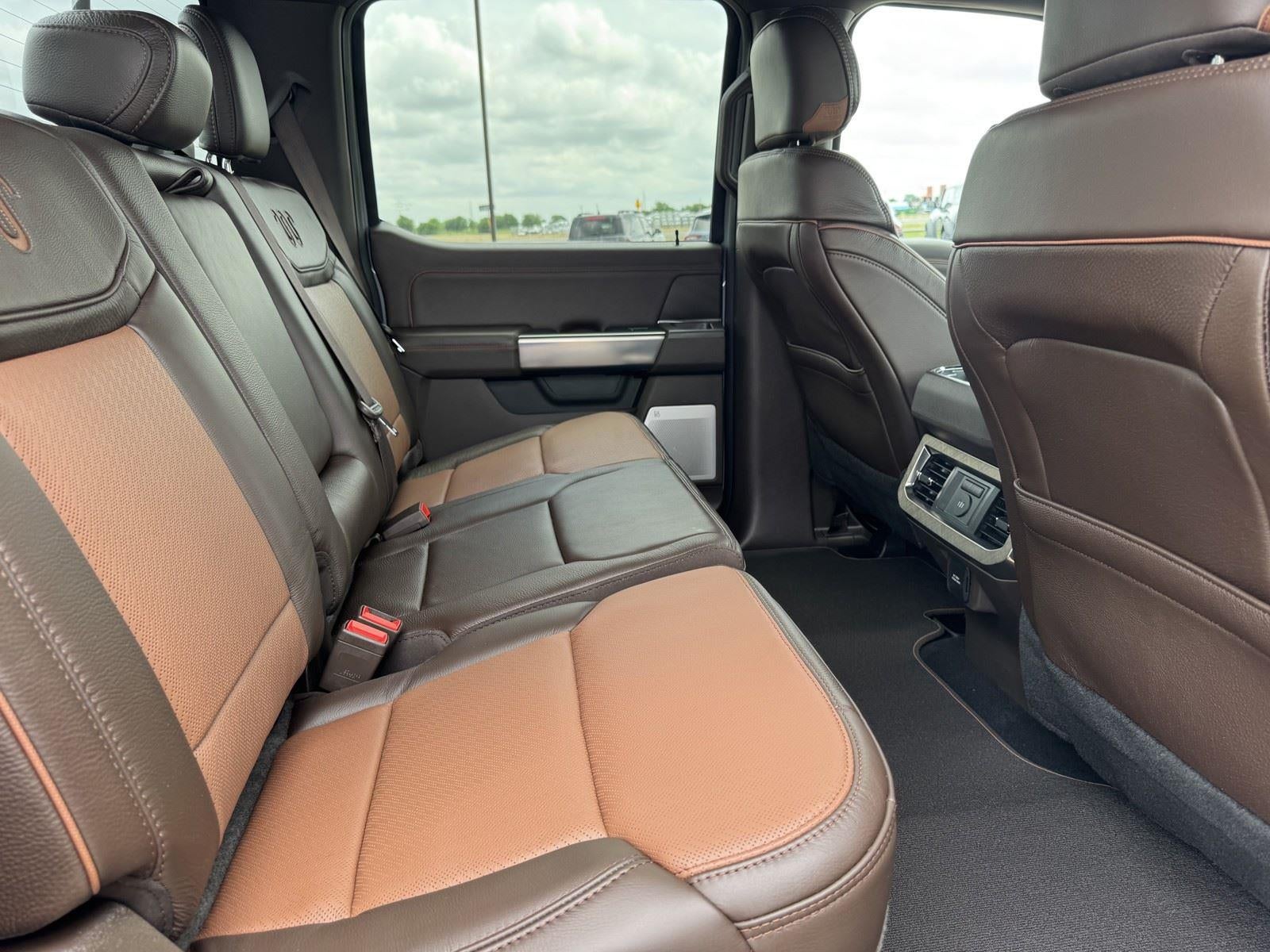 2026 Ford Super Duty F-350 DRW King Ranch