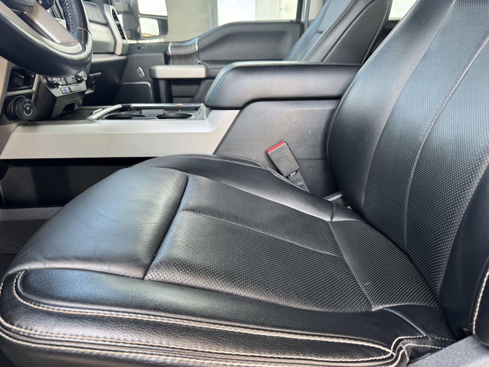 2021 Ford Super Duty F-350 DRW LARIAT