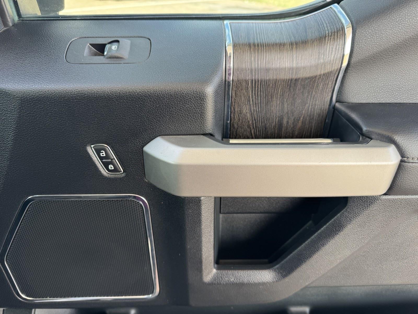 2021 Ford Super Duty F-350 DRW LARIAT