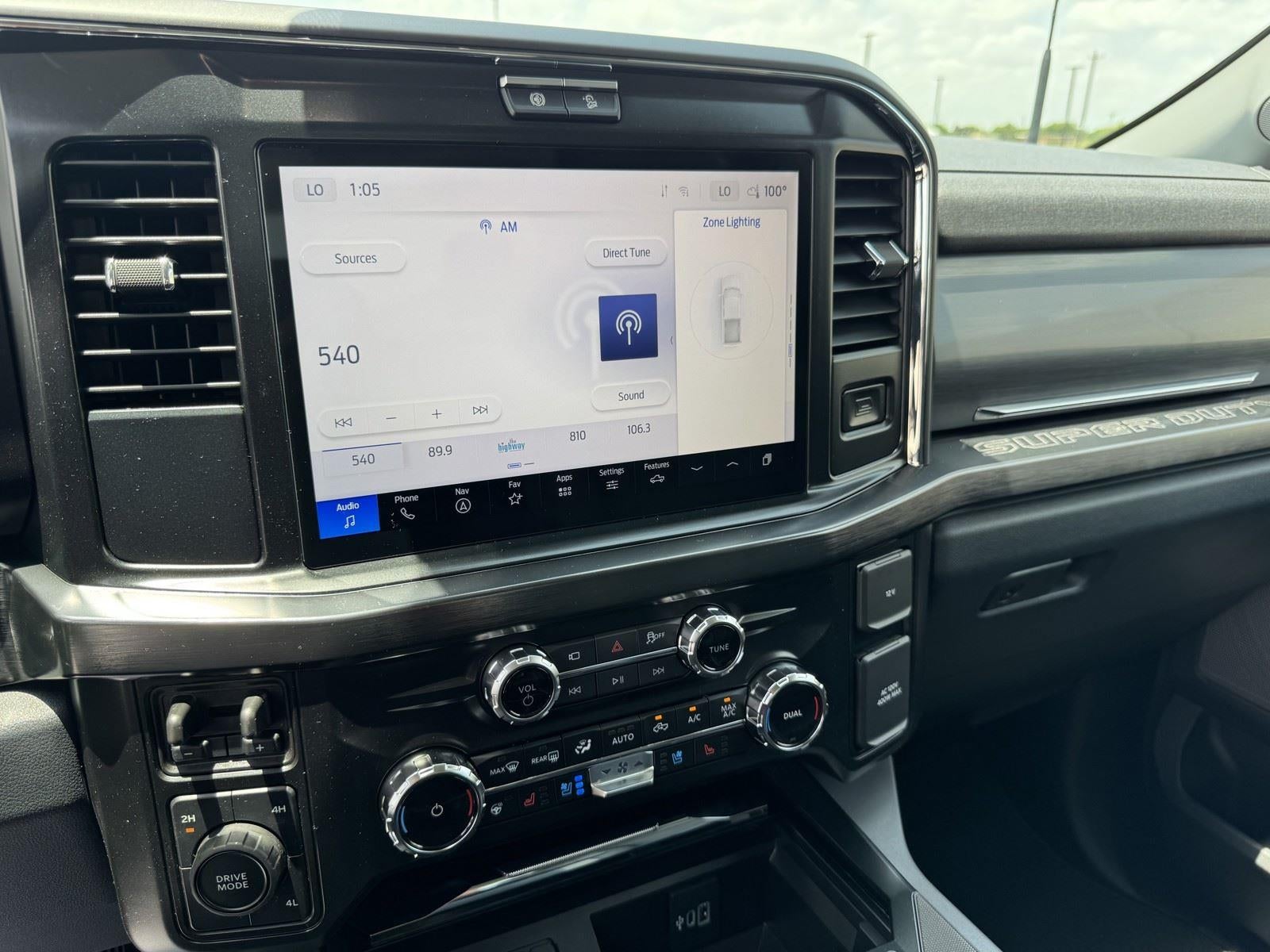 2026 Ford Super Duty F-350 DRW LARIAT