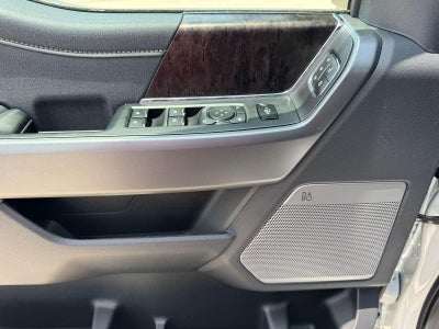 2026 Ford Super Duty F-350 DRW LARIAT