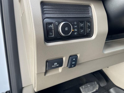 2025 Ford Super Duty F-450 DRW Platinum