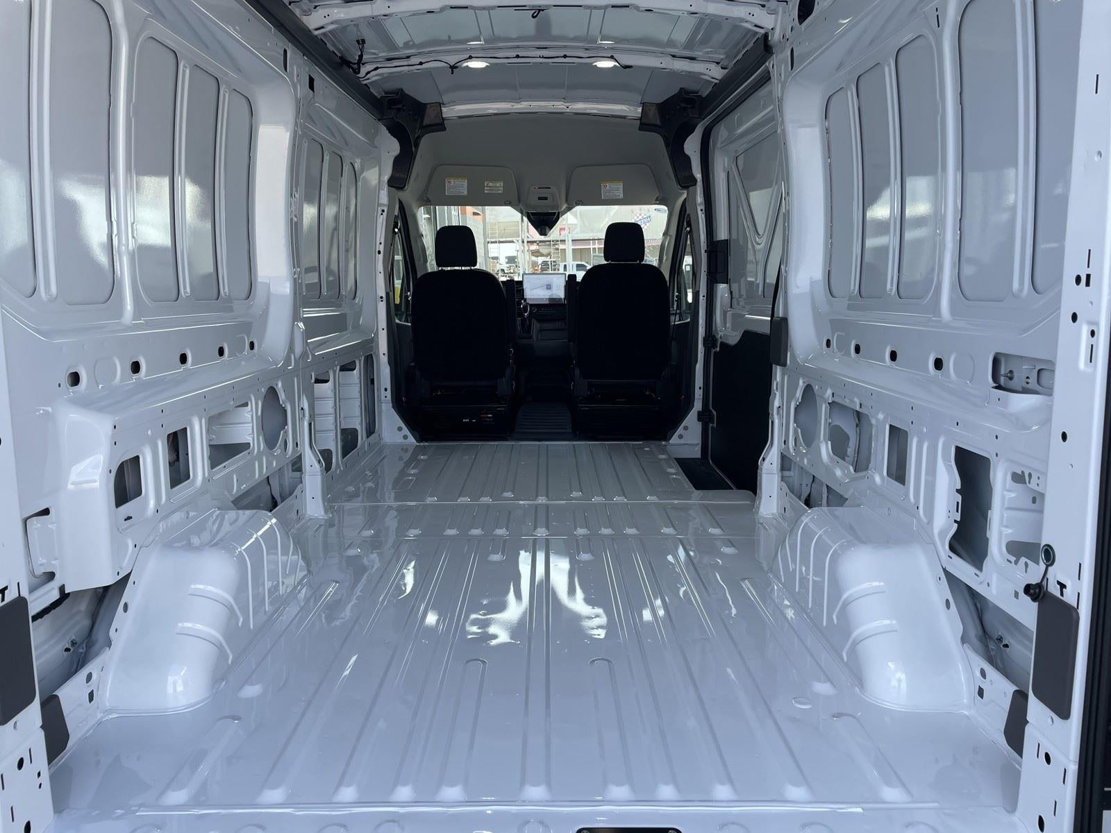 2026 Ford Transit Cargo Van T-250 148 MED RF 9150 GV