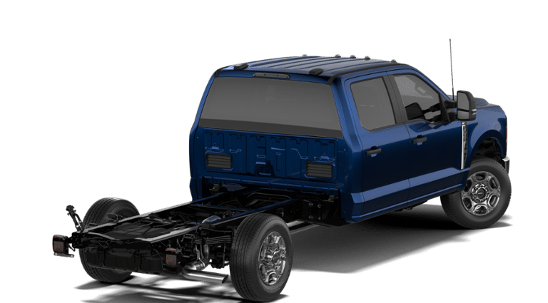 2027 Ford Chassis Cab F-350® XLT