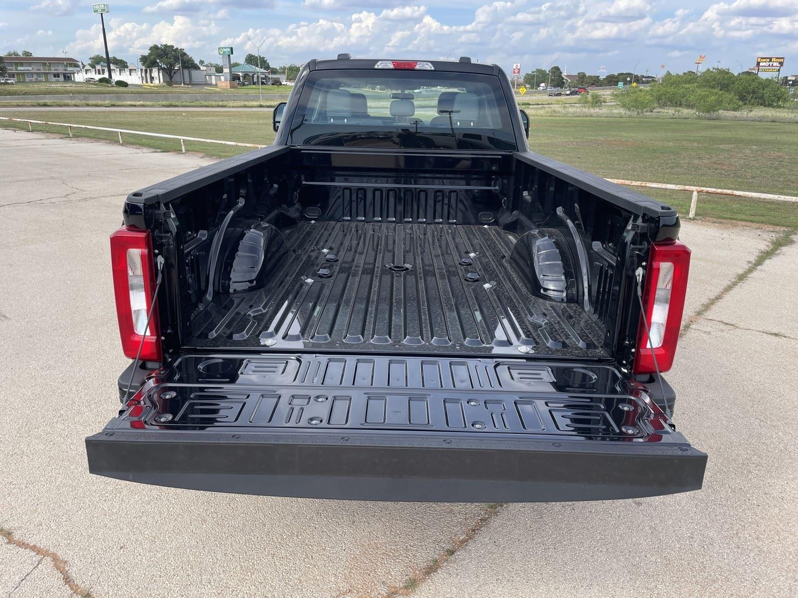 2026 Ford Super Duty F-350® XL
