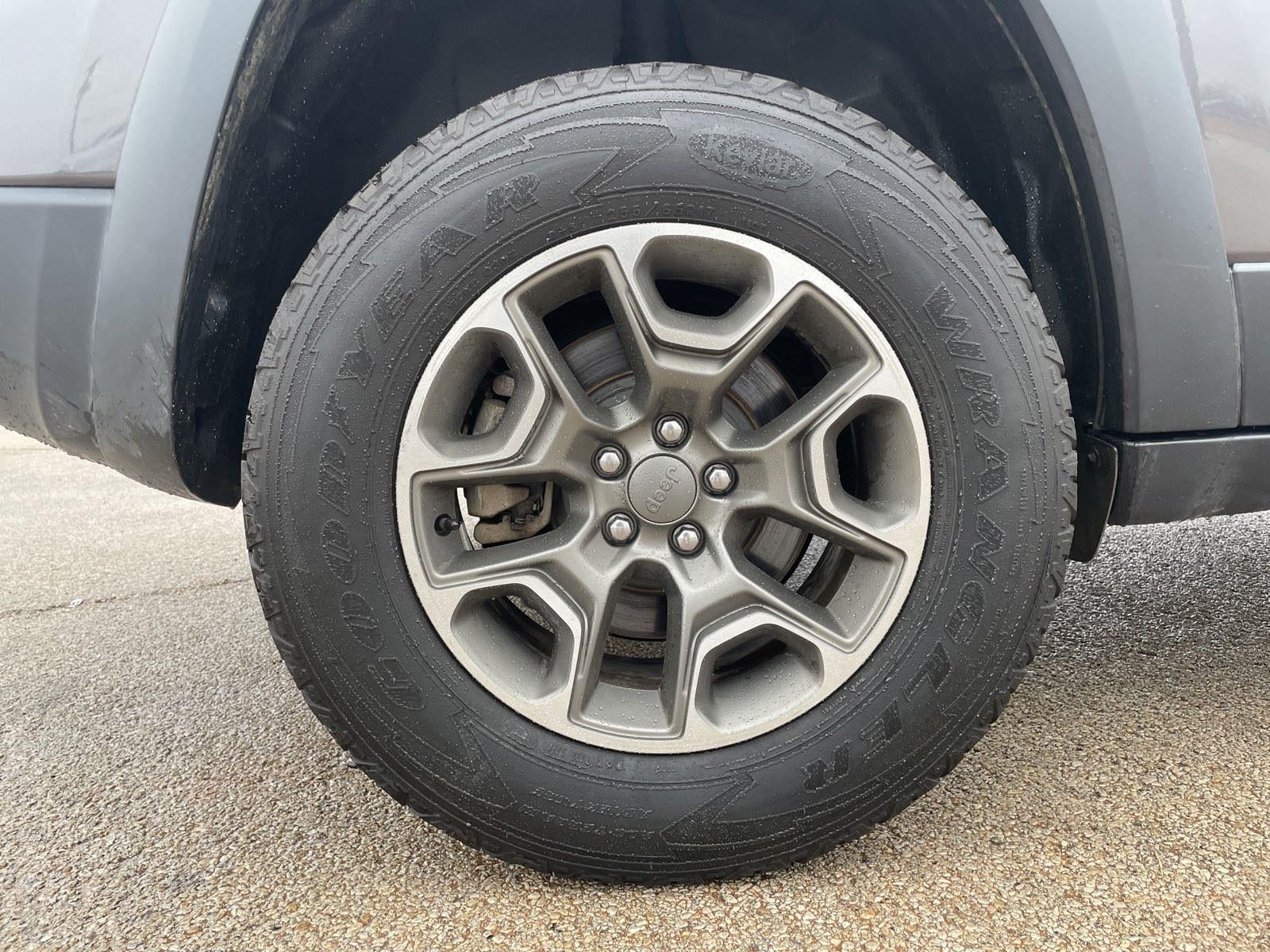 2020 Jeep Cherokee Trailhawk