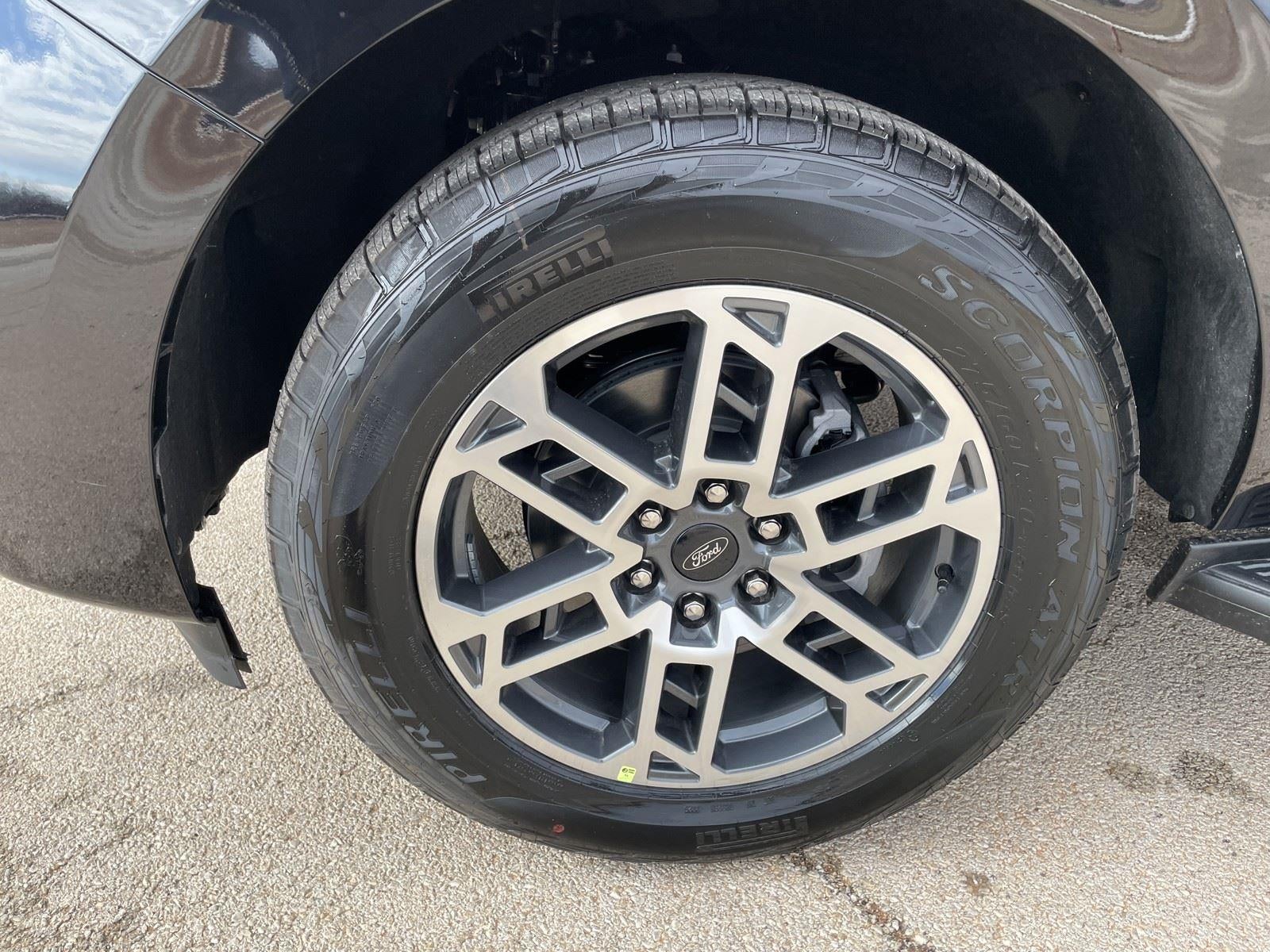 2026 Ford Expedition Max Active