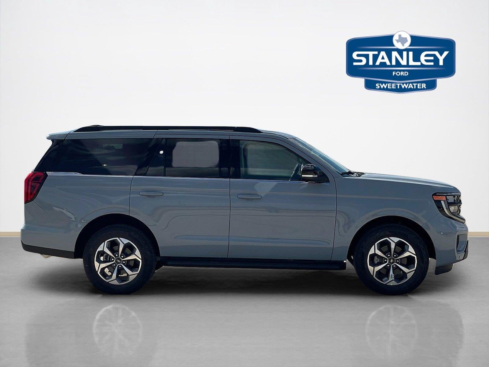 2027 Ford Expedition Active