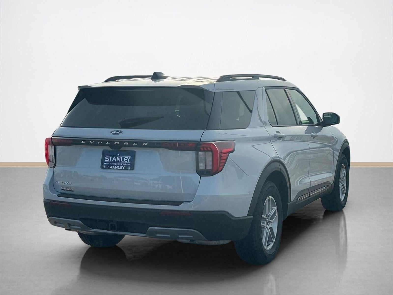 2026 Ford Explorer Active w/100A Pkg