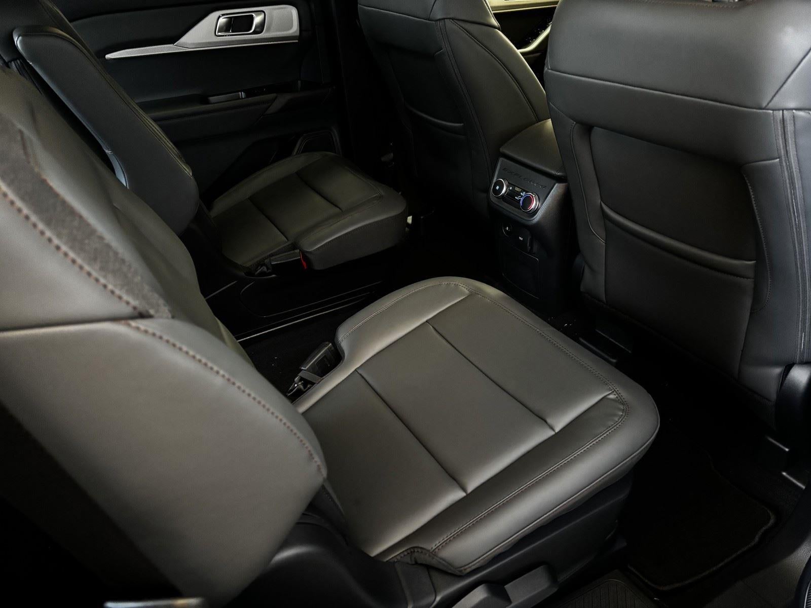 2026 Ford Explorer Active w/100A Pkg