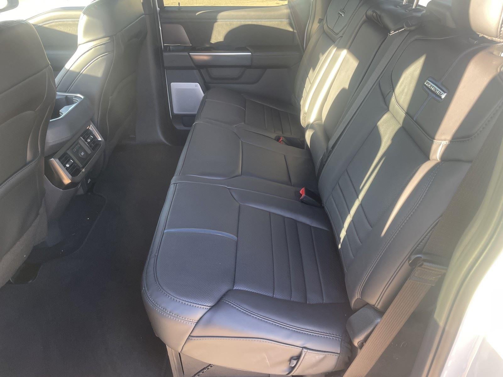 2026 Ford Super Duty F-250 SRW Platinum