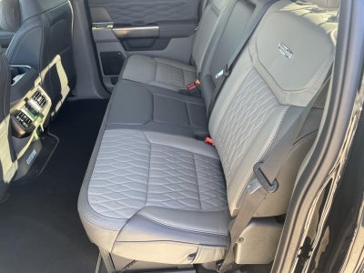 2026 Ford Super Duty F-250 SRW Platinum