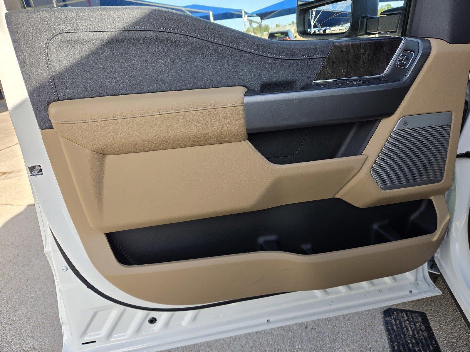 2027 Ford Super Duty F-250 SRW LARIAT