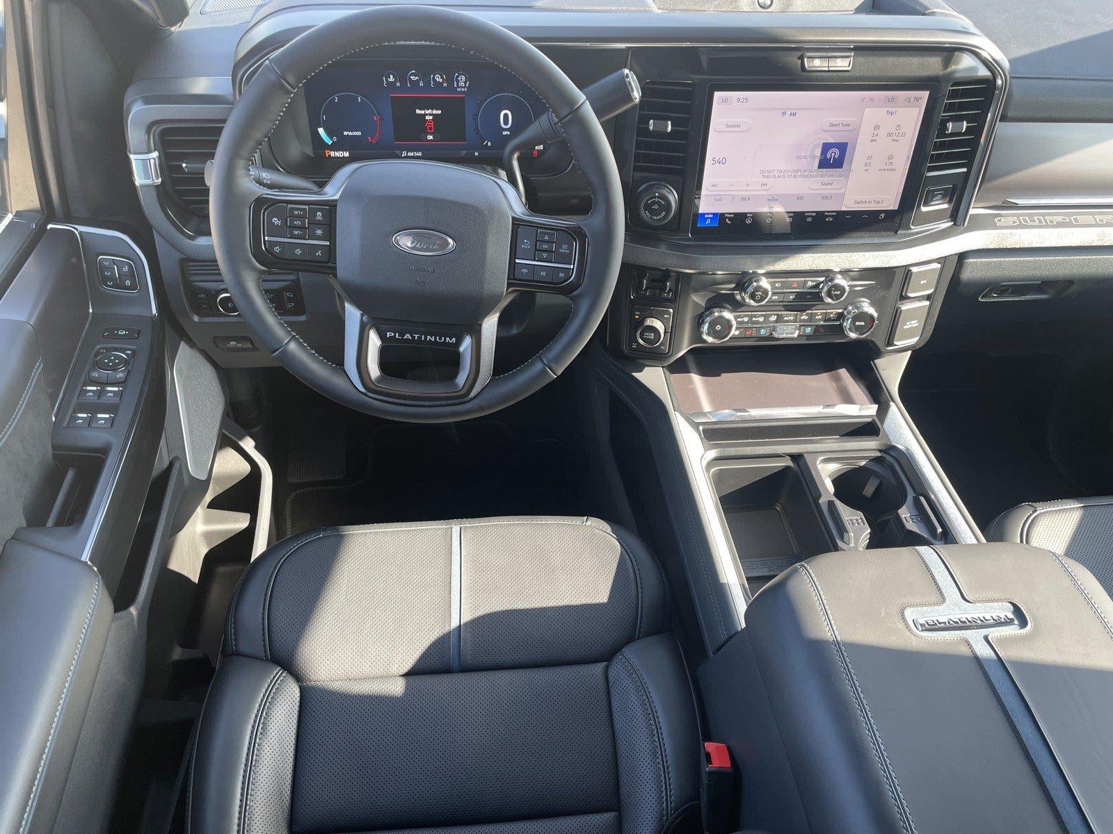2026 Ford Super Duty F-250 SRW Platinum