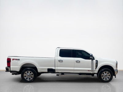 2026 Ford Super Duty F-350 SRW LARIAT