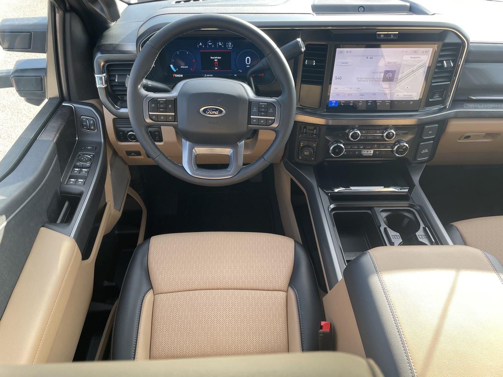 2026 Ford Super Duty F-350 SRW LARIAT