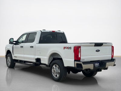 2026 Ford Super Duty F-350 SRW XLT