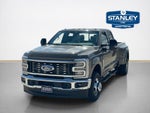 2027 Ford Super Duty F-350 DRW LARIAT