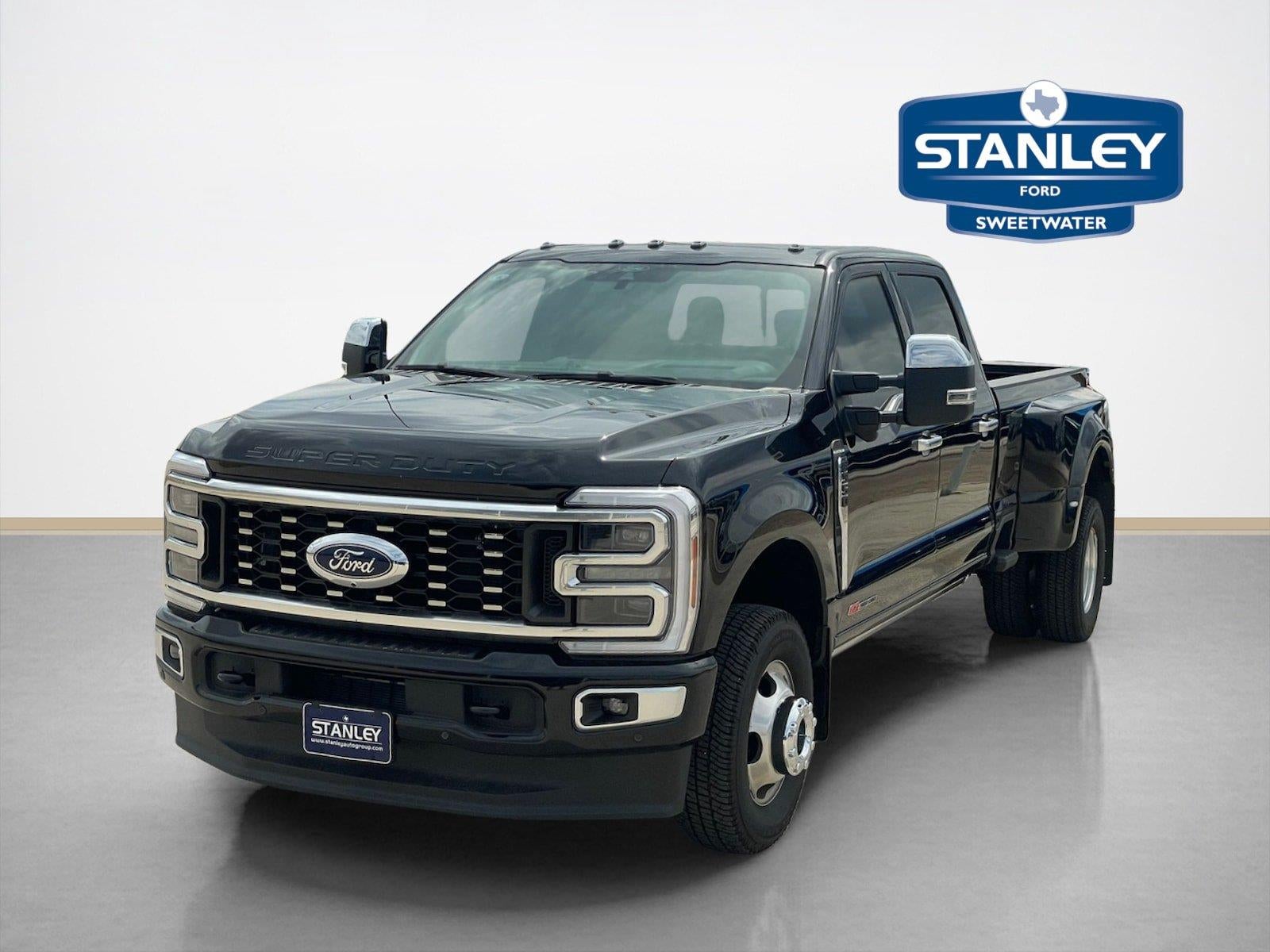2026 Ford Super Duty F-350 DRW Platinum