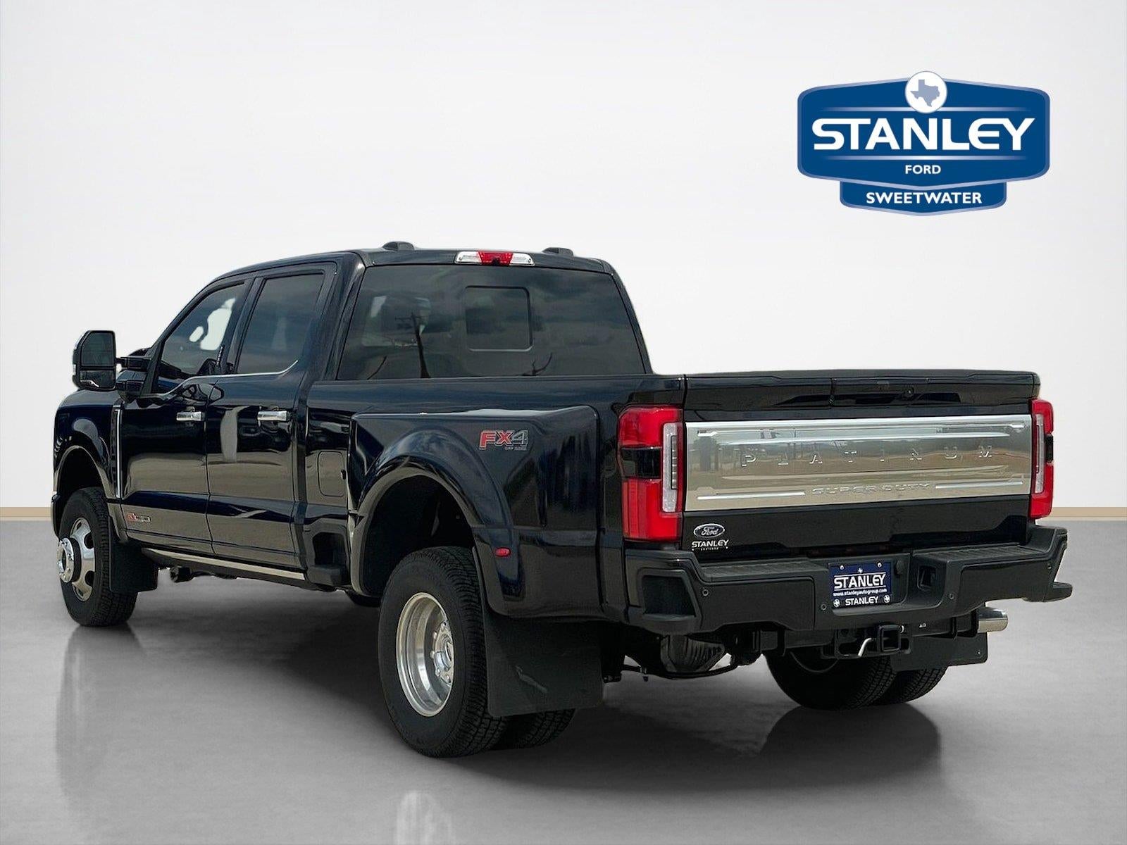2026 Ford Super Duty F-350 DRW Platinum