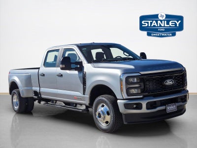 2027 Ford Super Duty F-350 DRW XL