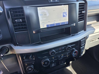 2027 Ford Super Duty F-350 DRW XL