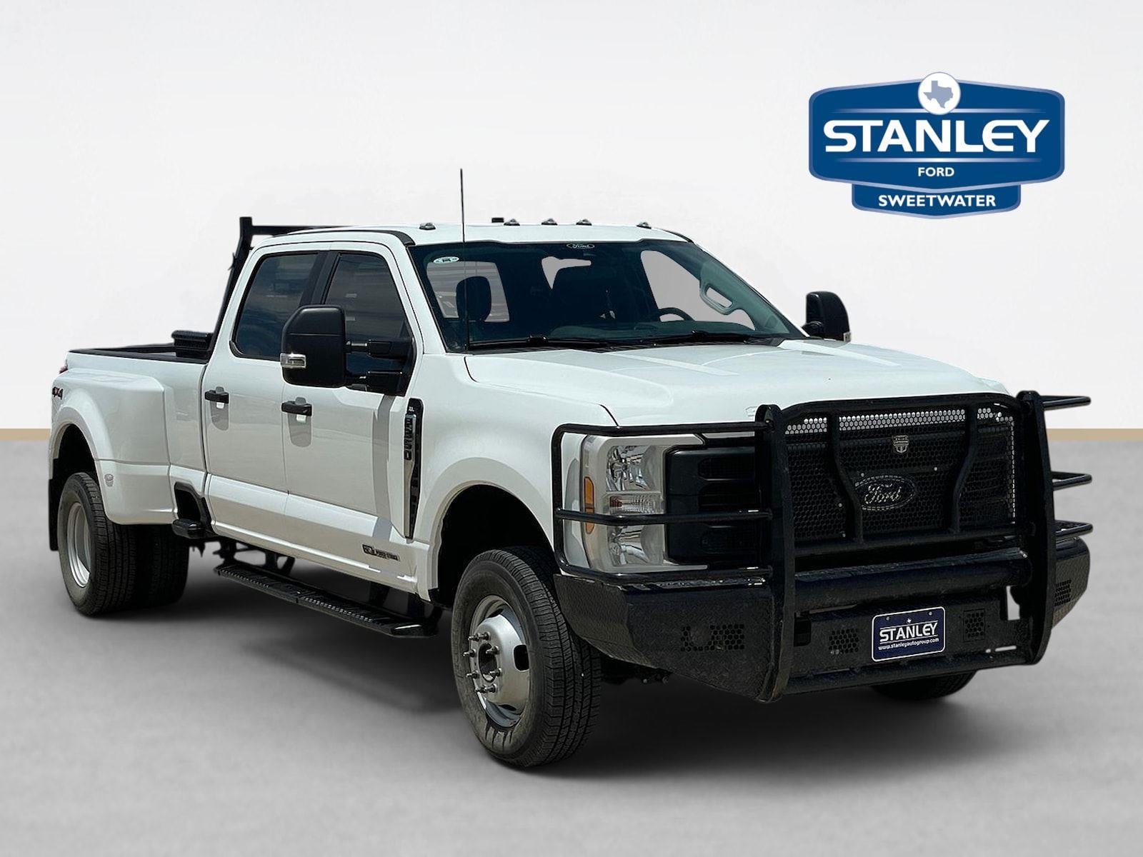 2025 Ford F-350 XL 4x4 Crew Cab 8' Box DRW's photo