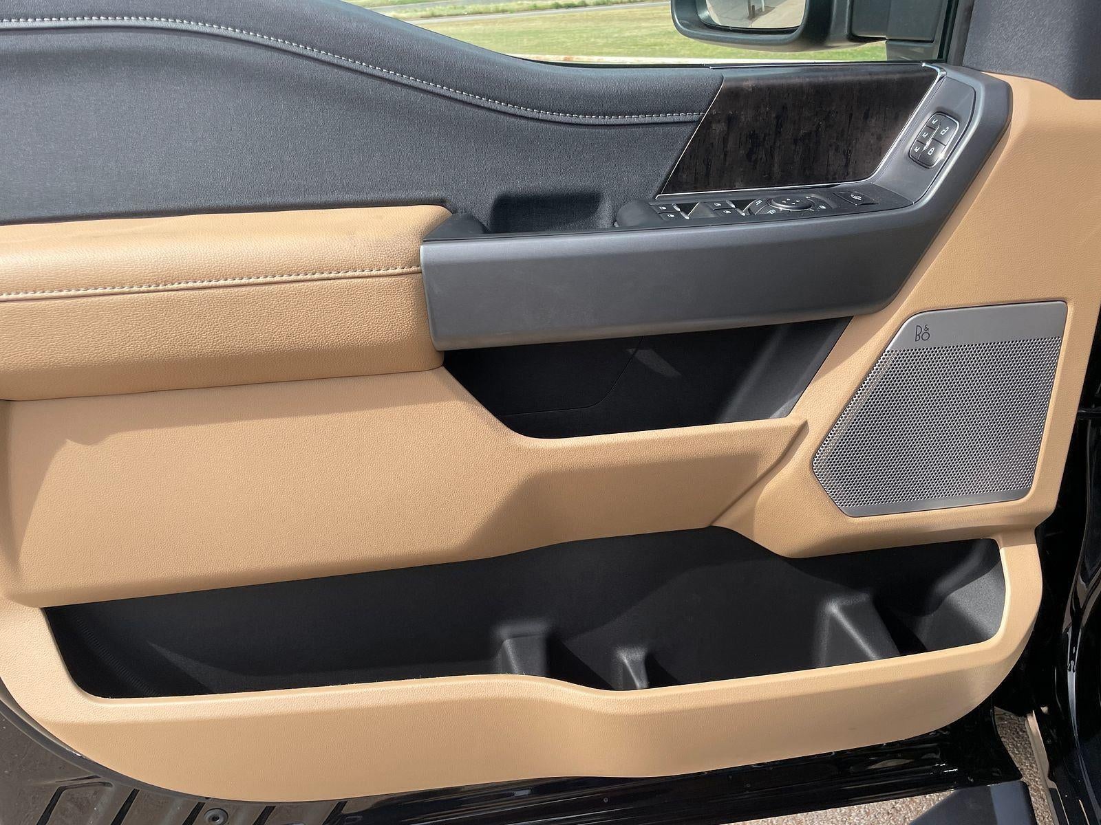 2026 Ford Super Duty F-350 DRW LARIAT