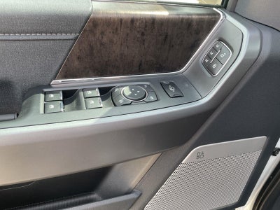 2026 Ford Super Duty F-350 DRW LARIAT