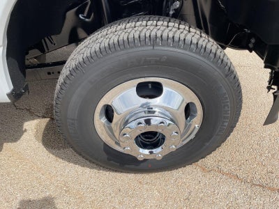 2026 Ford Super Duty F-350 DRW LARIAT