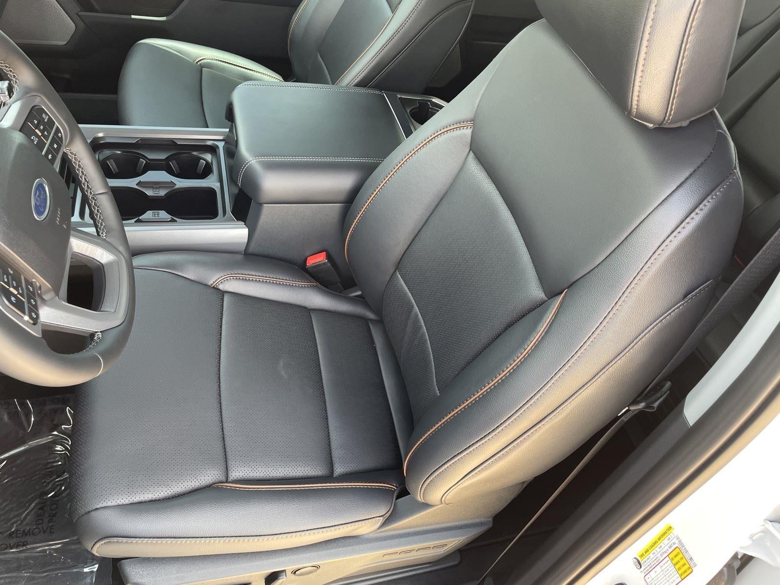 2026 Ford Super Duty F-350 DRW LARIAT