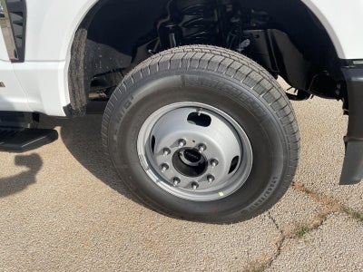 2026 Ford Super Duty F-350 DRW XL