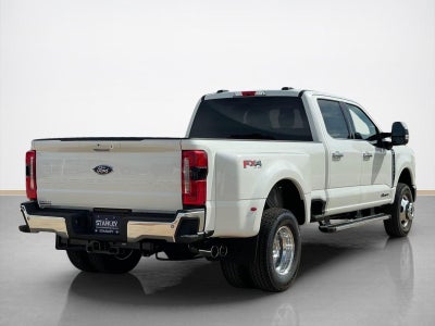 2026 Ford Super Duty F-350 DRW LARIAT