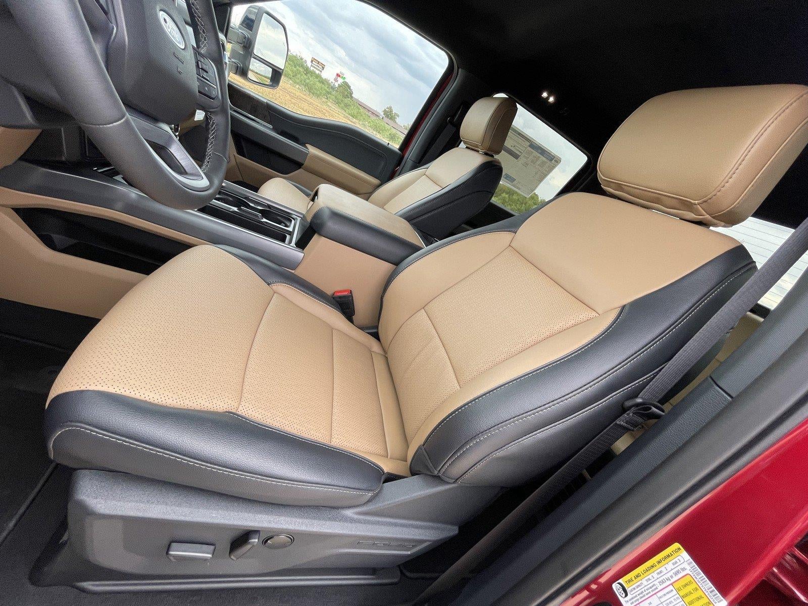 2026 Ford Super Duty F-350 Drw LARIAT