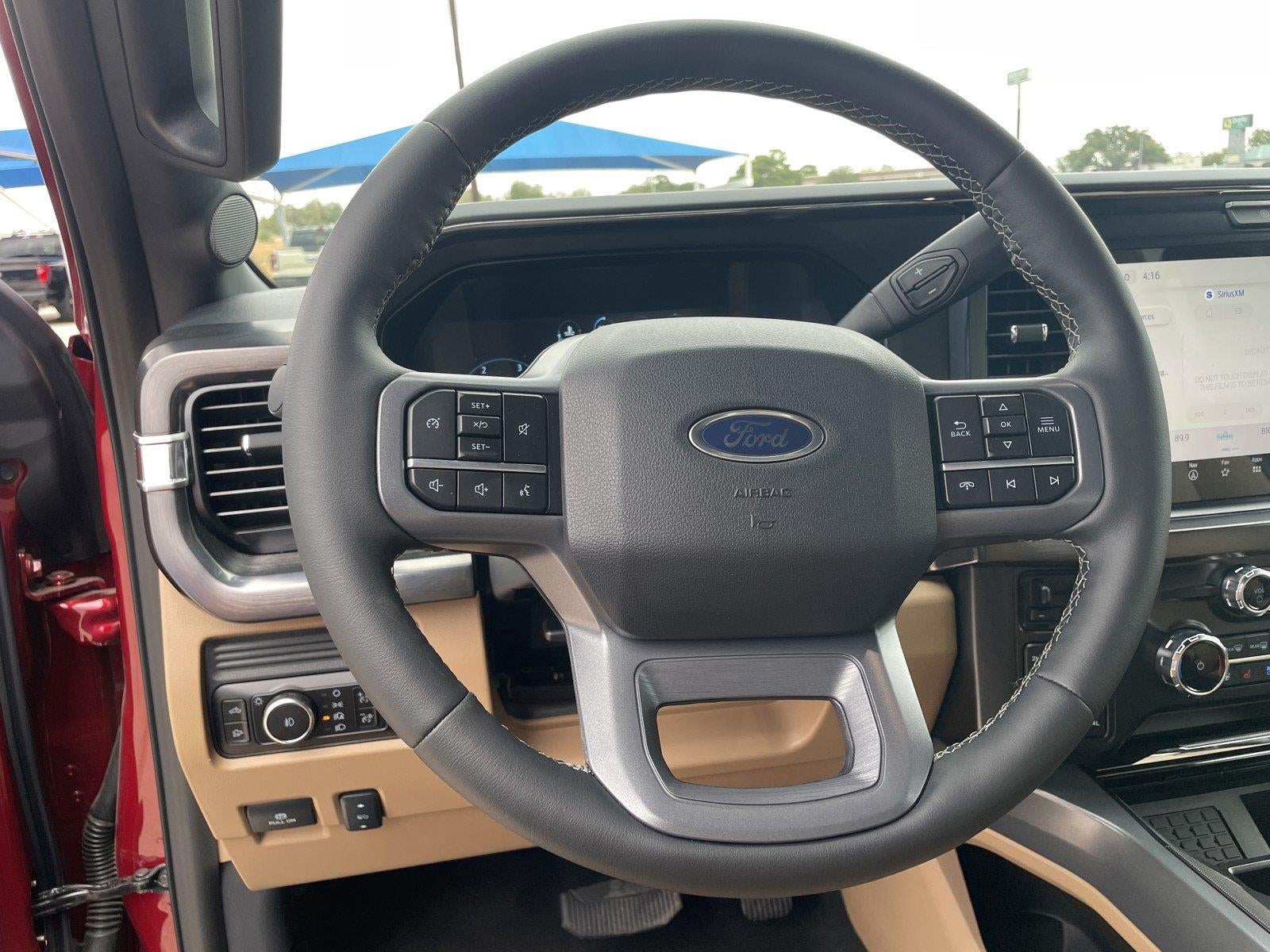 2026 Ford Super Duty F-350 Drw LARIAT