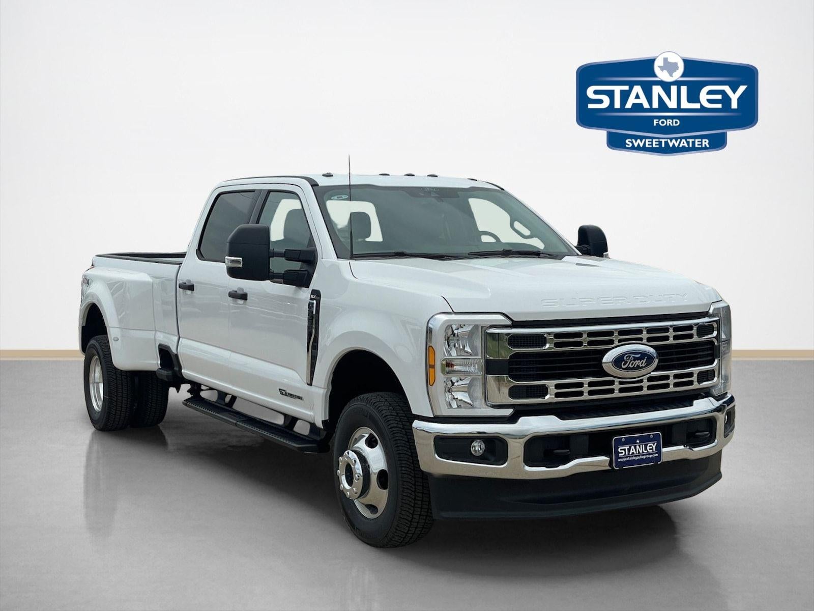 2026 Ford F-350 XLT 4x4 Crew Cab 8' Box DRW's photo