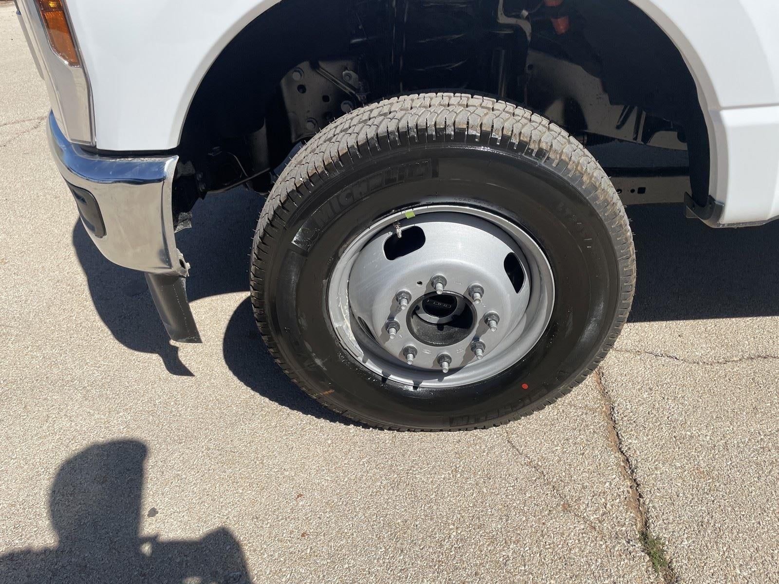 2026 Ford Super Duty F-350 DRW XLT