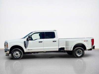 2026 Ford Super Duty F-350 DRW XLT