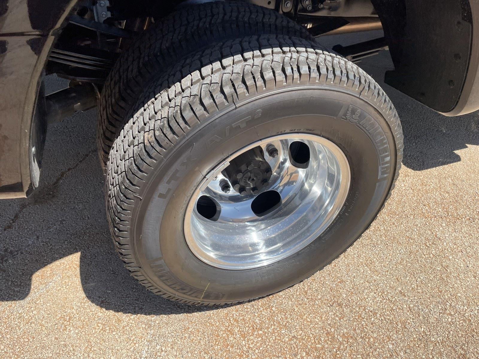 2026 Ford Super Duty F-350 DRW LARIAT