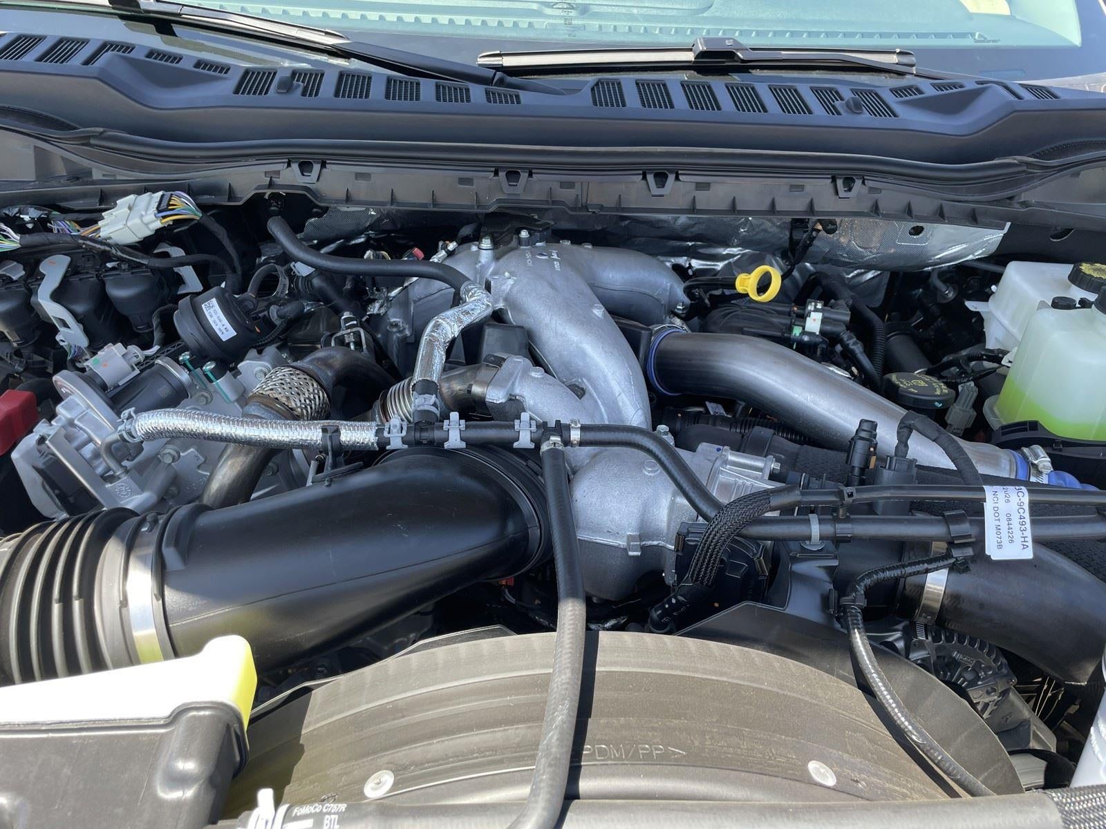 2026 Ford Super Duty F-350 DRW LARIAT