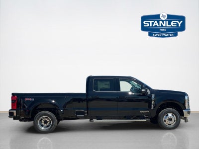 2026 Ford Super Duty F-350 DRW LARIAT