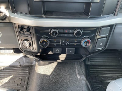 2027 Ford Super Duty F-250 Srw XLT